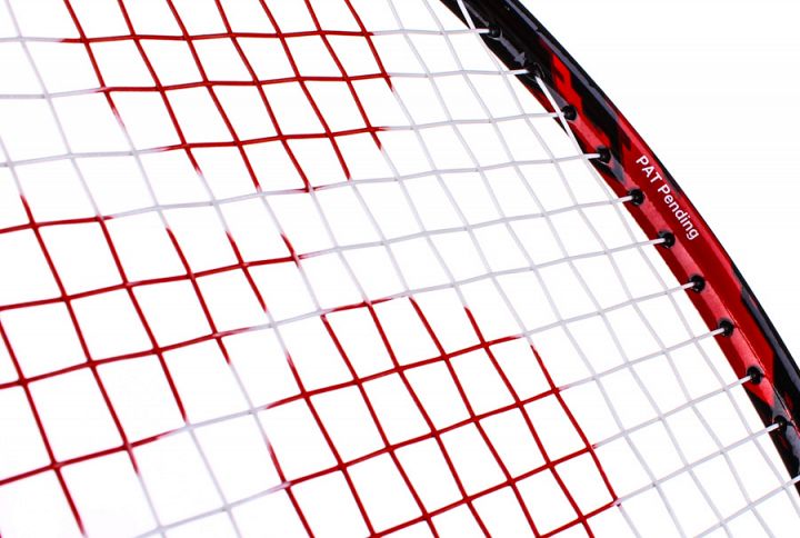 Yonex Duora 33